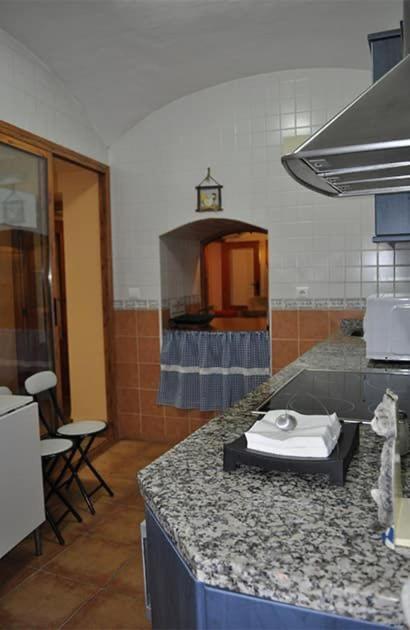 Apartament Destino Deluxe Plaza De Santiago - 3 Hab Caces Zewnętrze zdjęcie